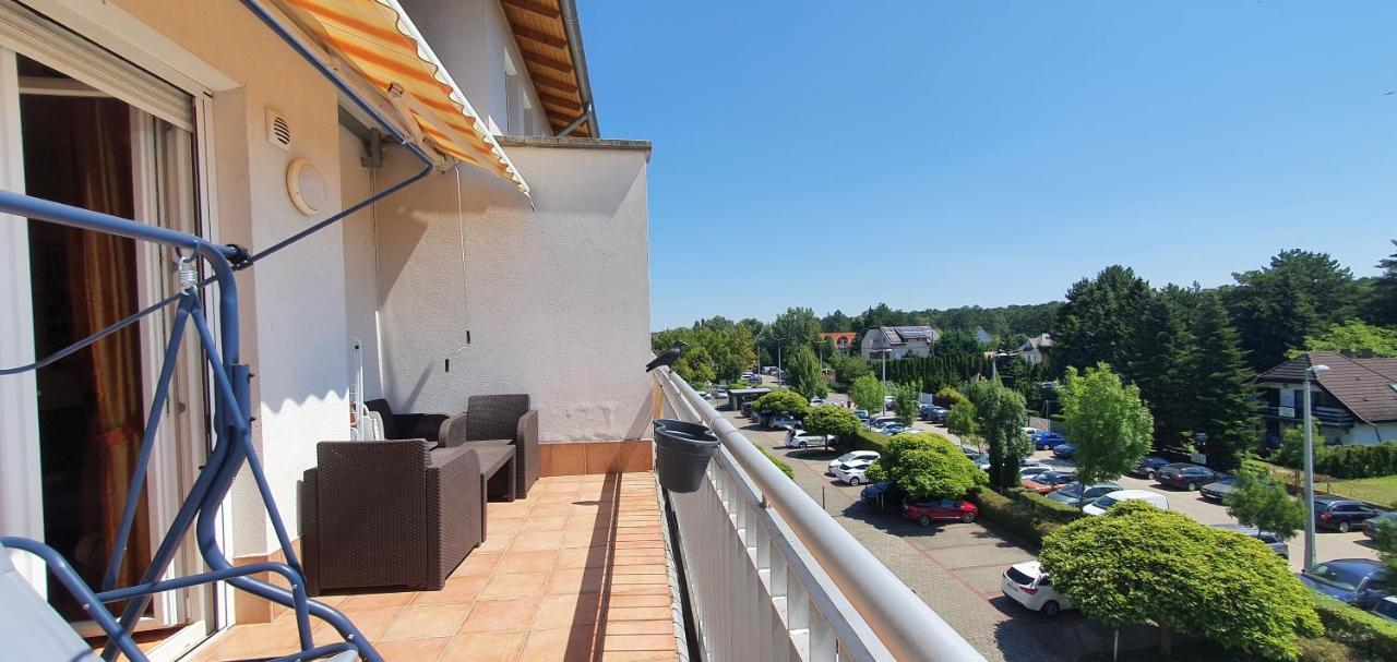 Bazsi Golden Beach Apartman Сиофок Екстериор снимка