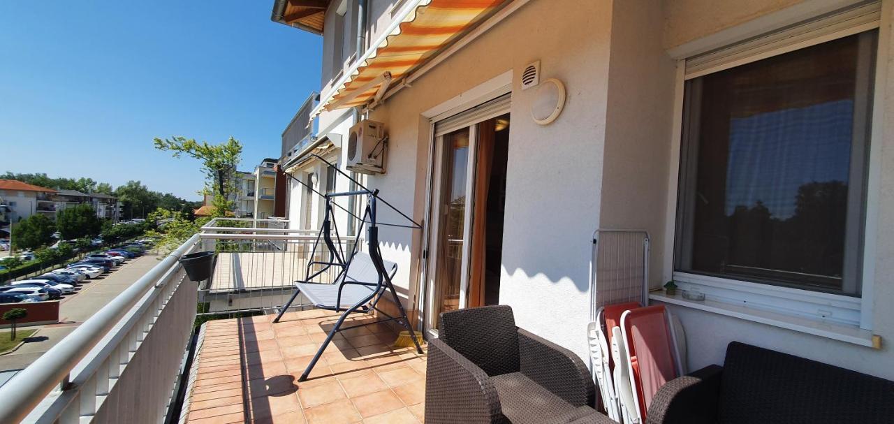 Bazsi Golden Beach Apartman Сиофок Екстериор снимка
