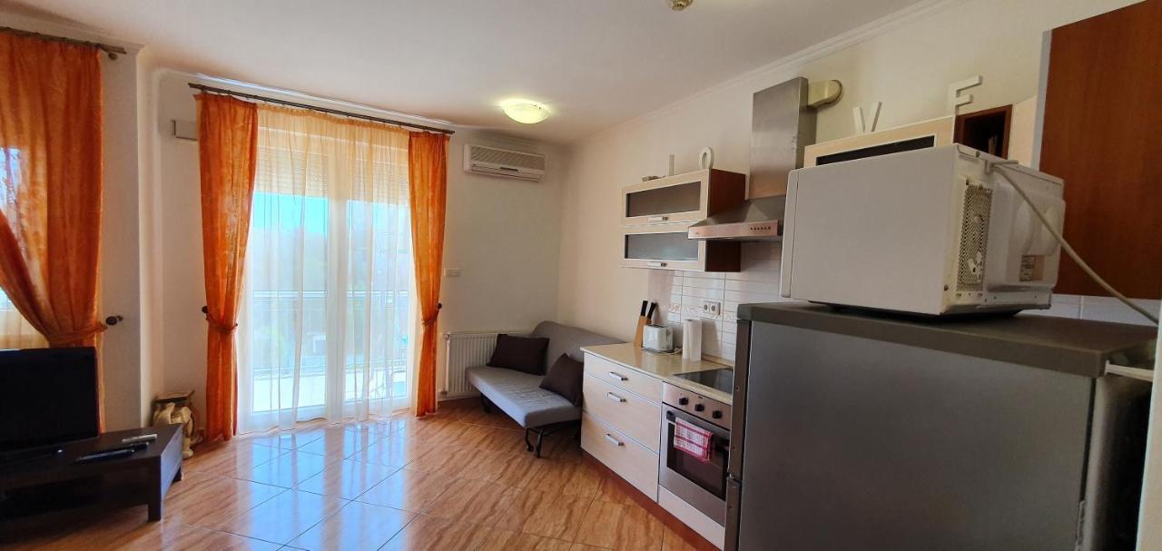 Bazsi Golden Beach Apartman Сиофок Екстериор снимка